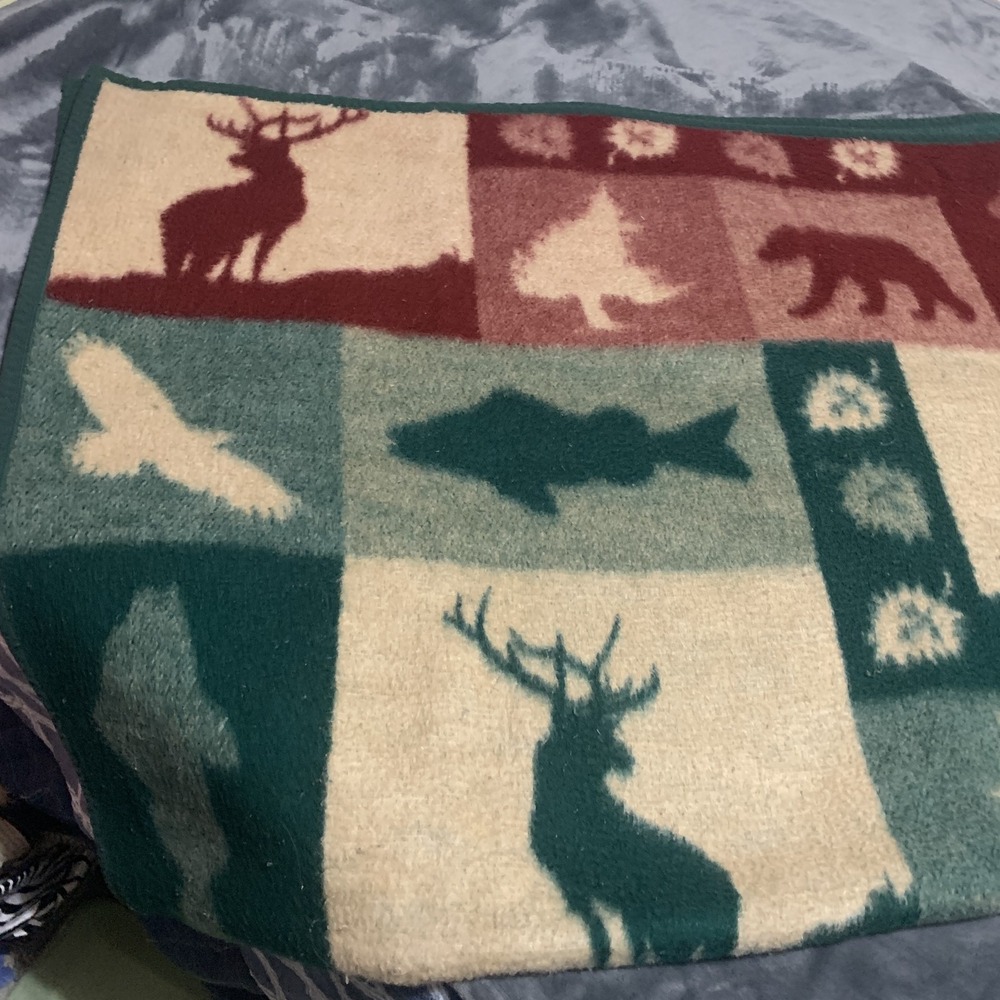 Biederlack Wildlife Lodge Cabin Throw Blanket Deer Moose Fish Woodland Wildlife